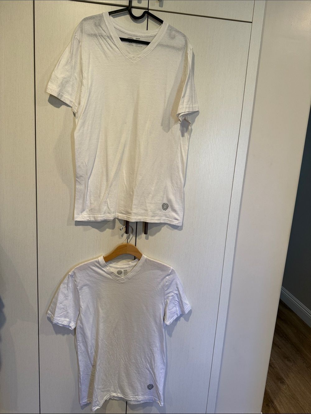 Vince Camuto White V-Neck Kids Tee bundle 2